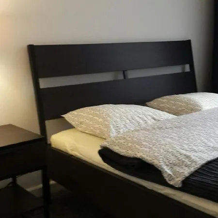 Modern Kosinskiego بوزنان